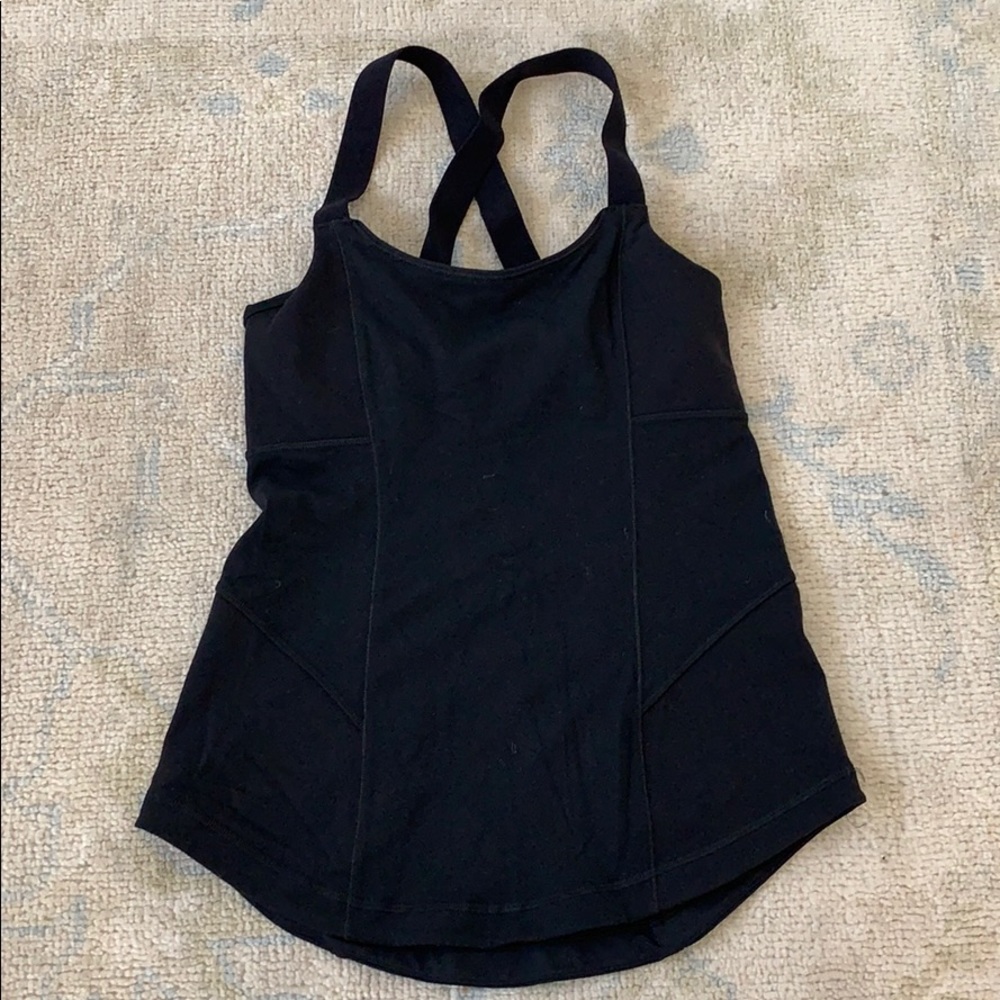 Lululemon criss cross tank with built in bra